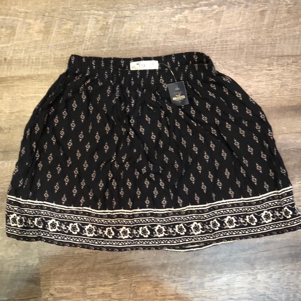 Hollister skirt XS